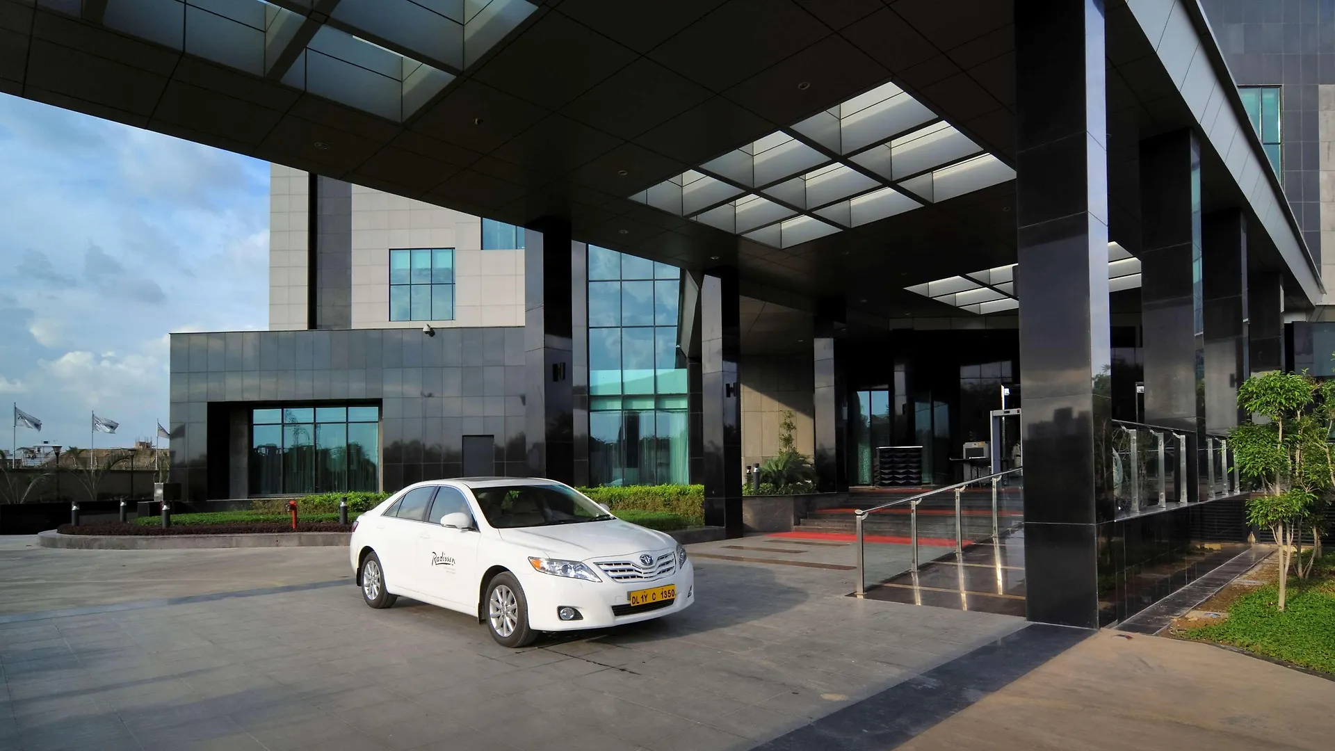 Radisson Blu Hotel New Delhi Paschim Vihar Delhi (National Capital Territory of India)