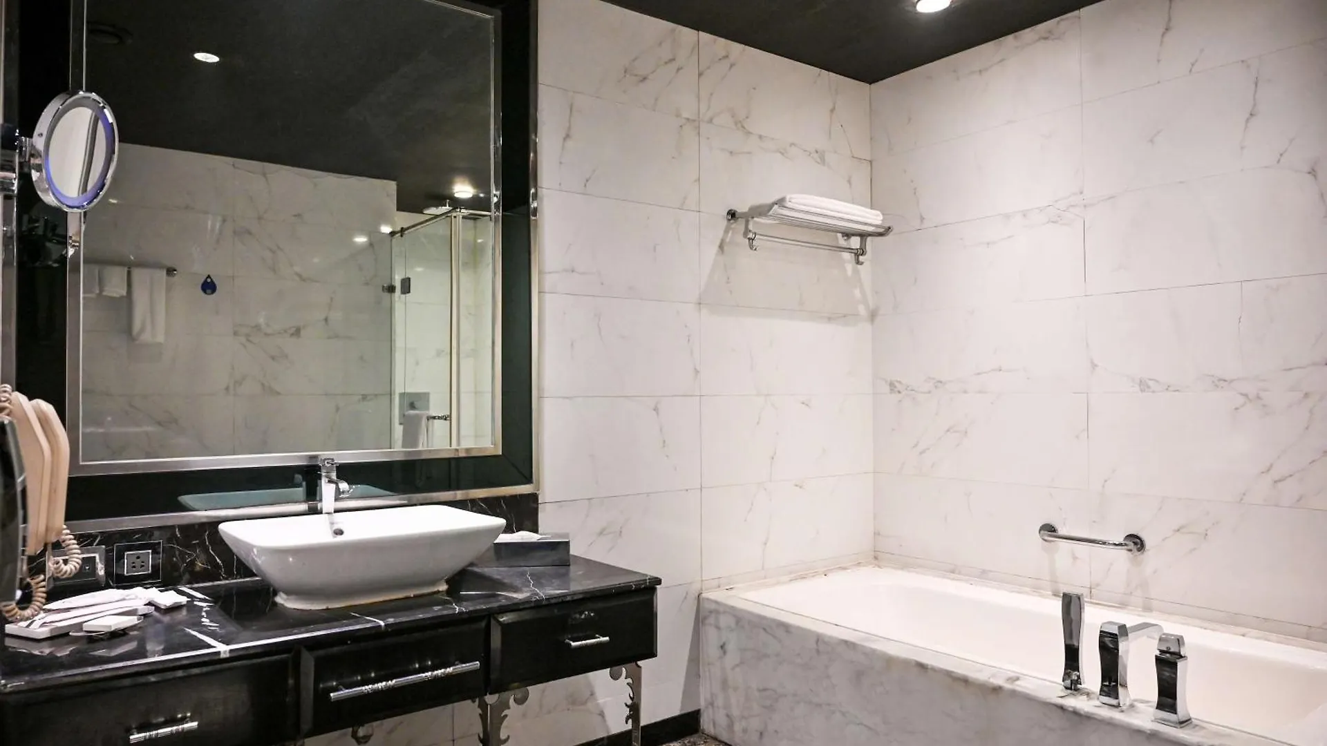 Radisson Blu Hotel New Delhi Paschim Vihar