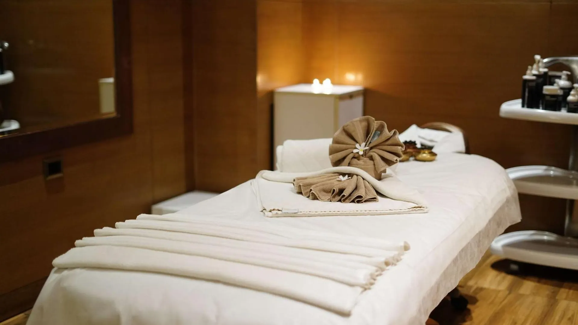 Radisson Blu Hotel New Delhi Paschim Vihar Delhi (National Capital Territory of India)
