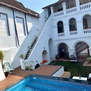 Old Courtyard 3* Kochi