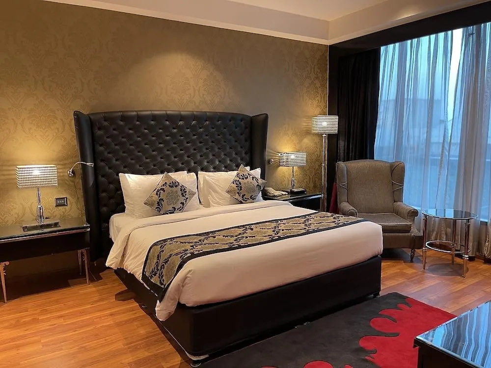 Radisson Blu Hotel New Delhi Paschim Vihar